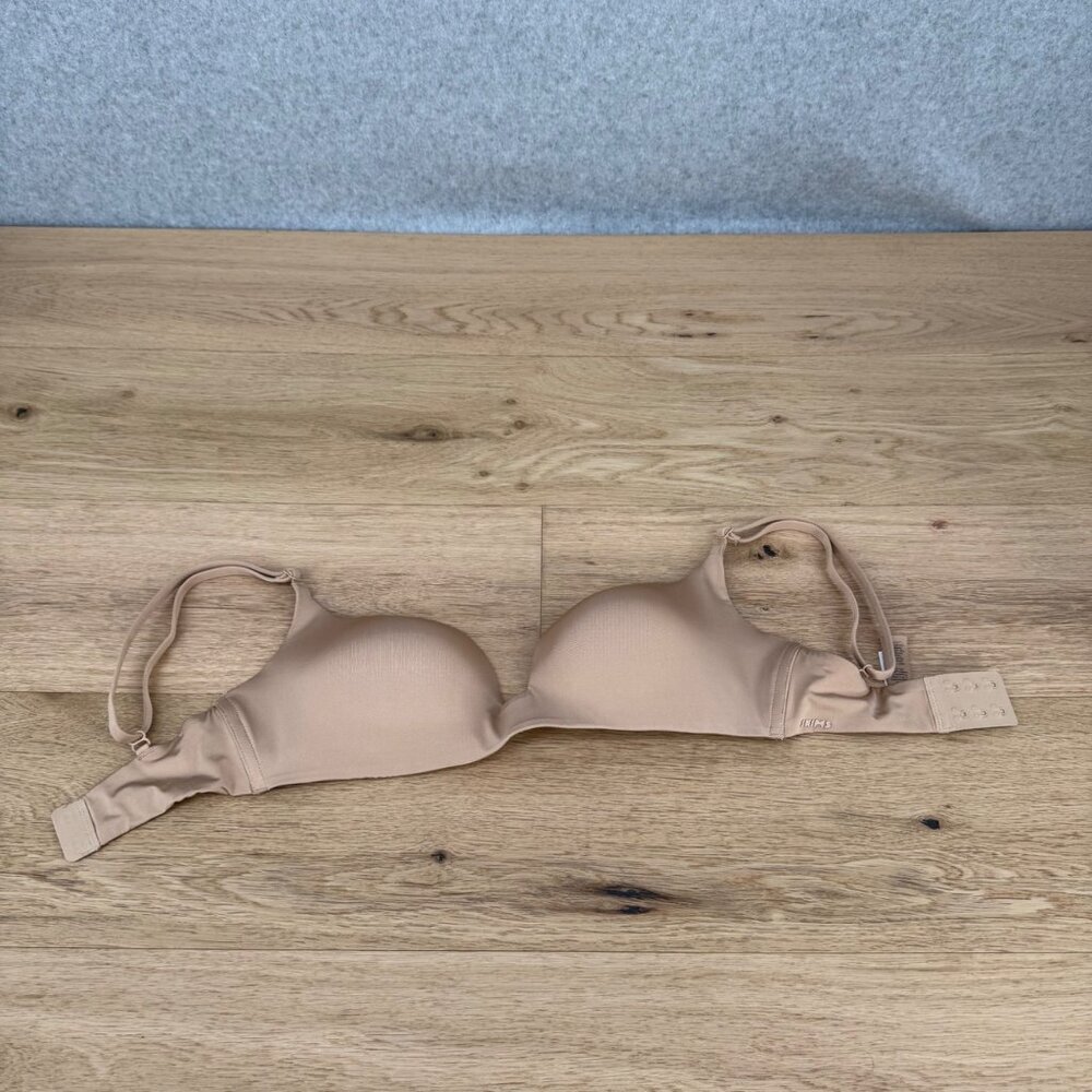 Skims Wireless Form Push Up Plunge Bra Size 32D Clay Tan Nude Beige Adjustable